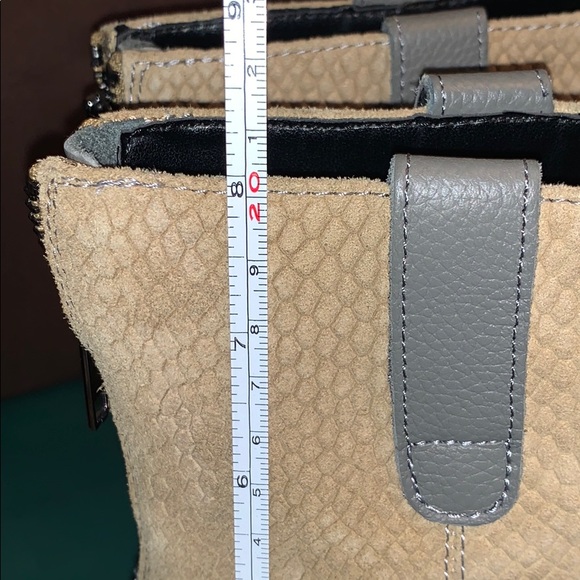 LOGO - Picture 6 of 8